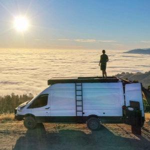 "Cracking the password of van life: maximizing the space and comfort of nomadic exploration" - YM HARDWARES CO., LTD